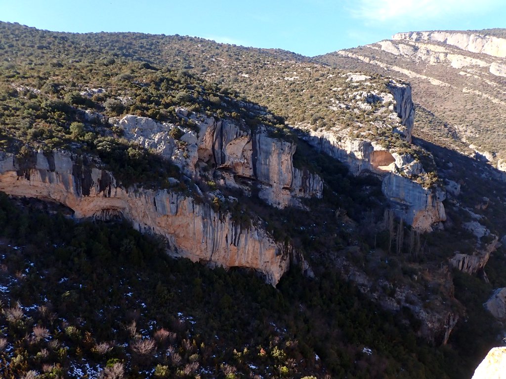 Vistas a la vertiente opuesta La Cueva Ventosa